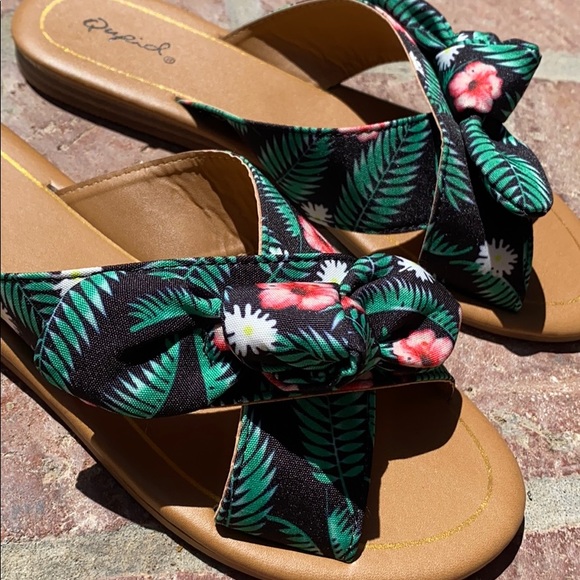 NEW Autumn Black/Green Fabric Sandal - Picture 6 of 12